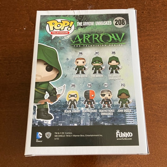 NIB The Arrow Unmasked FunkPop - Picture 5 of 6